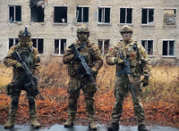 [ẢNH] Ly khai miền Đông phải cầm cự tối thiểu 14 giờ trong lúc chờ quân Nga giải cứu