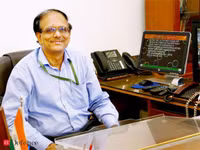 Ấn Độ bất ngờ muốn 'xem xét lại' quan hệ đối tác quân sự với Nga