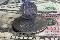 Cựu cố vấn CIA: Trừng phạt chống Nga khiến sự sụp đổ của đồng đô la tăng tốc