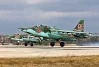 Cường kích Su-25 Nga sống sót sau khi bị tên lửa Stinger Ukraine bắn nát đuôi