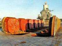 Vì sao tàu sân bay duy nhất của Nga tuy cũ kĩ nhưng vẫn khiến kẻ thù lo sợ?