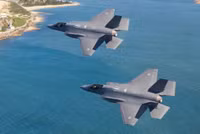 Mỹ tăng cường hàng loạt tiêm kích tàng hình F-35 tới châu Âu 'gửi thông điệp đến Nga'