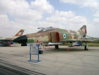 Thành tích nào khiến Không quân Israel phải 'tôn thờ' tiêm kích F-4E Phantom?