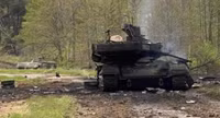 Bí ẩn tình huống xe tăng nghi là loại T-90M tối tân của Nga bị tiêu diệt tại Ukraine