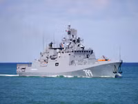 [ẢNH] Nga tìm khách hàng mua nốt chiếc khinh hạm Dự án 11356M còn dở dang
