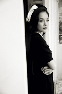 Dương Cẩm Lynh tiết lộ vẫn đi đóng phim giữa mùa dịch Covid-19 