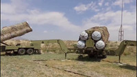 [ẢNH] Azerbaijan dùng UAV Thổ Nhĩ Kỳ phá hủy S-300 Armenia?