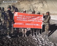 [ẢNH] Ấn Độ ‘ra đòn’ đáp trả việc lính Trung Quốc dùng vũ khí ‘lạnh’ tại biên giới