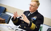 [ẢNH] Cựu Đô đốc hải quân Mỹ: Phải cứng rắn để ngăn chặn Nga ở Biển Đen