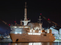 [ẢNH] Tàu trinh sát điện tử Pháp tấn công chế áp S-400 Nga tại Crimea