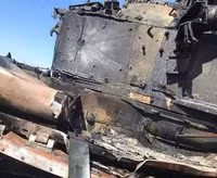 [ẢNH] BMP-2 của Nga bắn nhầm tên lửa vào T-90A gây thiệt hại nghiêm trọng