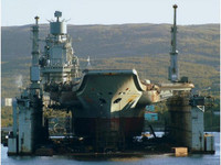 [ẢNH] FSB bất ngờ khám xét nhà máy sửa chữa tàu sân bay Đô đốc Kuznetsov