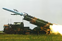 [ẢNH] Vì sao tên lửa chống hạm tầm xa ‘ưng kích’ 62 sớm bị Trung Quốc loại biên?