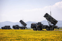 3 tên lửa Iskander-M bắn cấp tập vào tổ hợp phòng không Patriot