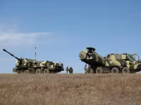 Đội tàu sông Dnieper được trang bị tổ hợp pháo A-222 Bereg độc nhất vô nhị