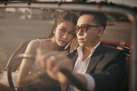 Á hậu Phương Anh tung ảnh cưới chụp tại tháp Eiffel