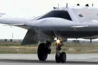 [ẢNH] UAV tàng hình Okhotnik tiếp theo của Nga sẽ có 