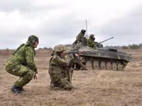 Canada từ chối gửi quân tới Ukraine vì lo ngại phản ứng cứng rắn từ Nga