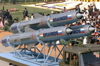 Tổ hợp tên lửa chống hạm siêu âm BrahMos đầu tiên tại Đông Nam Á đã trực chiến