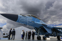 Tiêm kích hạng nhẹ Su-75 hay MiG-35 là tương lai của Không quân Nga?