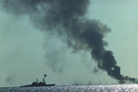 Tehran dọa đóng eo biển Hormuz, Mỹ nhắc về đòn đánh xoá sổ nửa hạm đội Iran năm 1988