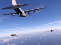 Nga có sẵn câu trả lời dành cho 'tàu sân bay trên không' của Mỹ