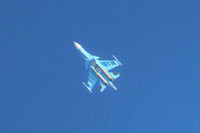 [ẢNH] Chiến đấu cơ Nga - Mỹ lần đầu 