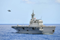 [ẢNH] Tàu sân bay Nhật Bản phô diễn hỏa lực không thua kém Đô đốc Kuznetsov Nga