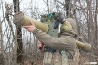 Anh ký thỏa thuận lịch sử cung cấp 5.000 tên lửa cho Ukraine