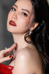 Á hậu Thuỵ Vân: 