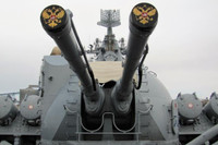 [ẢNH] Tuần dương hạm Moskva sẵn sàng giám sát nhóm tấn công tàu sân bay Anh