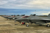 [ẢNH] Tiêm kích F-35 cố tình phơi mình để hàng loạt tổ hợp phòng không Nga phát hiện từ xa?