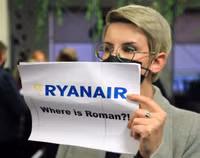 [ẢNH] Châu Âu sẽ phong tỏa không phận Belarus sau vụ ép hạ máy bay Ryanair?