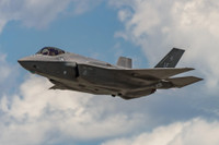 Ấn Độ loại tiêm kích F-35A, quay lại với Su-57 sau căng thẳng với Mỹ?