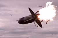 [ẢNH] Thay vì mục tiêu xe tăng, tên lửa Kornet có thể đánh chìm cả... tàu sân bay?