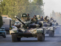 [ẢNH] Xung đột Karabakh làm lộ điểm yếu chí tử của xe tăng trước UAV tấn công 