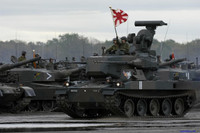 [ẢNH] Moskva - Tokyo gửi tín hiệu cho nhau bằng hàng trăm F-35 và T-72B3 ở quần đảo Kuril