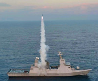 Israel lần đầu huy động tàu tên lửa tàng hình Sa'ar 6 tấn công Hamas