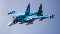 [ẢNH] Su-34 Nga tấn công trực diện phiến quân trong khu vực do Mỹ kiểm soát