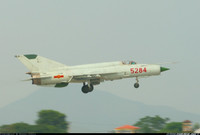 [ẢNH] Báo Nga: Việt Nam có thể biến MiG-21 thành máy bay không người lái