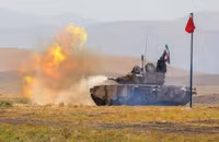 [ẢNH] Iran điều lượng lớn T-72 nâng cấp tới sát biên giới Azerbaijan, sẵn sàng tham chiến?