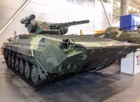 [ẢNH] Ukraine hoán cải pháo tự hành 2S1 Gvozdika thành xe chiến đấu bộ binh