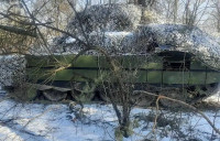 Xe tăng T-72B3 bất khả xâm phạm khi có hệ phòng vệ chủ động Arena-M và giáp phản ứng nổ Relikt?