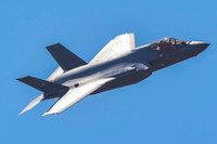 JAS 39 Gripen bất ngờ hưởng lợi khi Canada dự định hủy hợp đồng tiêm kích F-35