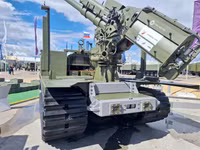 Pháo tự hành robot hóa đặc biệt ra mắt tại Diễn đàn Army 2024