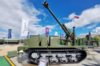 Pháo tự hành robot hóa đặc biệt ra mắt tại Diễn đàn Army 2024