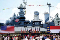 Tổng thống Trump gây bất ngờ với ý tưởng hồi sinh thiết giáp hạm