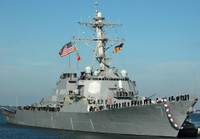 [ẢNH] Tiết lộ sốc: Khu trục hạm Mỹ sẵn sàng khai hỏa nếu Nga tấn công tàu chiến Anh