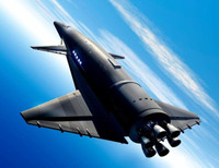 [ẢNH] Máy bay không người lái vũ trụ siêu thanh của Nga khiến Mỹ 