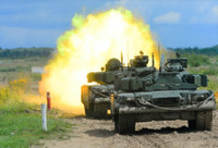 [ẢNH] T-80BVM ‘trình diễn thảm họa’ tại Army-2020 khi tên lửa không thể bắn trúng mục tiêu